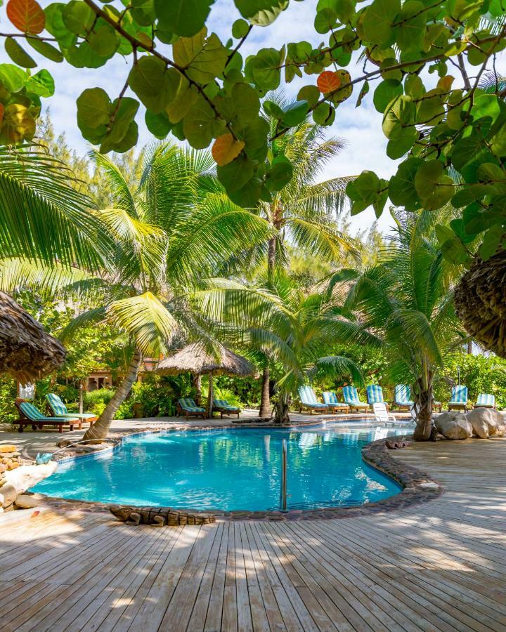 Xanadu Island Resort San Pedro  Exteriör bild